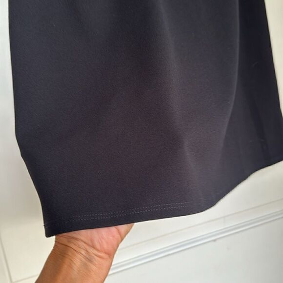 Excellent Condition Versatile Black Dress With Sleeve Detail By Maggie London - Picture 3 of 7